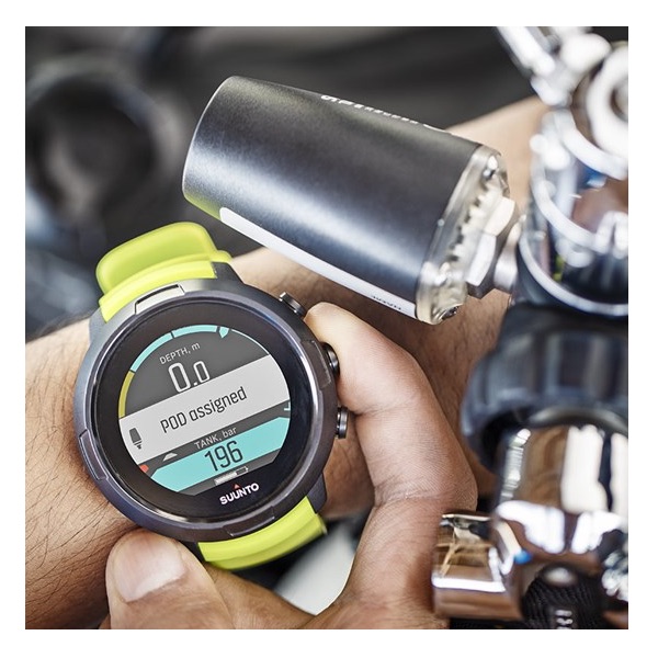 Suunto D5 Black / Lime Dive Computer mIddle East