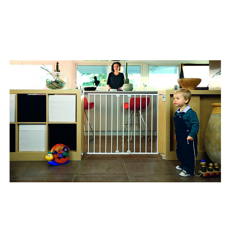 Safety 1st Wall-Fix Extending Metal Gate Best Price in UAE