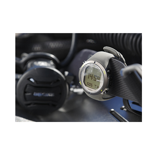 Suunto D6i Novo Stealth Watch With USB Price Abudhabi