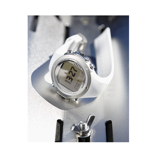 Suunto D6i Novo White Watch With USB Price Abudhabi