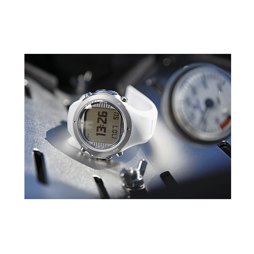 Suunto D6i Novo White Watch With USB Price Abudhabi